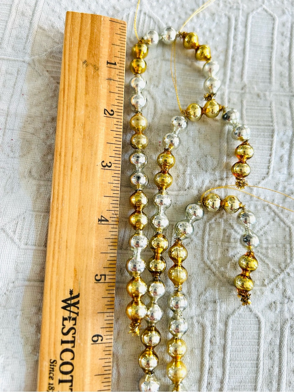 🎄 Vintage repurposed mercury glass bead candy cane holiday Christmas ornaments - Picture 4 of 6